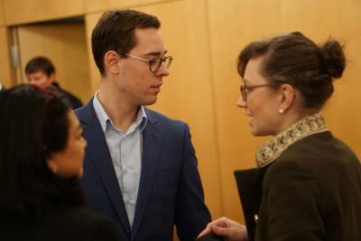 Julian Deifel und Anja Off mit Sandra Nitschke