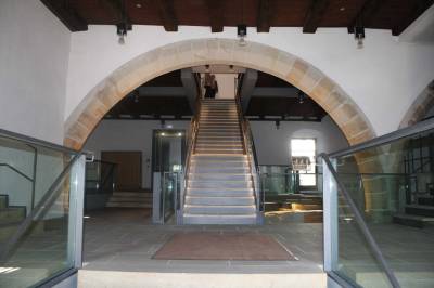 Aufgang im neugestalteten Rathaus