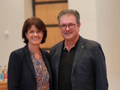 Oberb�rgermeisterin Gabriele Zull und Stadtrat Klaus Schneider