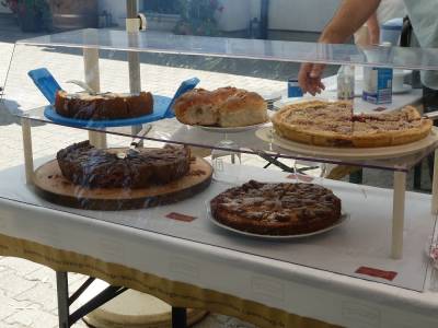 Leckere Kuchen gibt\'s. 