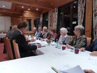 Viele der anwesenden Mitglieder engagieren sich auch in Vereinigungen, wie der Senioren Union. 