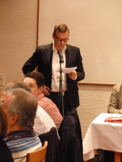 Geschftsfhrer Alexander Scheel gibt seinen Rechenschaftsbericht ab. 