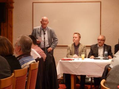 Peter Wetzel berichtet von der Kassenprfung. 