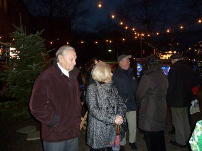 Um 17 Uhr war Treffpunkt am Turm der Lutherkirche. 