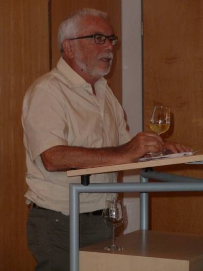 Herbert Aldinger fhrte durch die Weinprobe.