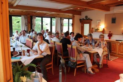 Die Mitglieder im Hotel Alte Kelter